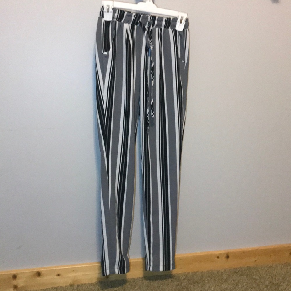 Rue 21 pants